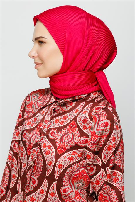 Pilise Eşarp
