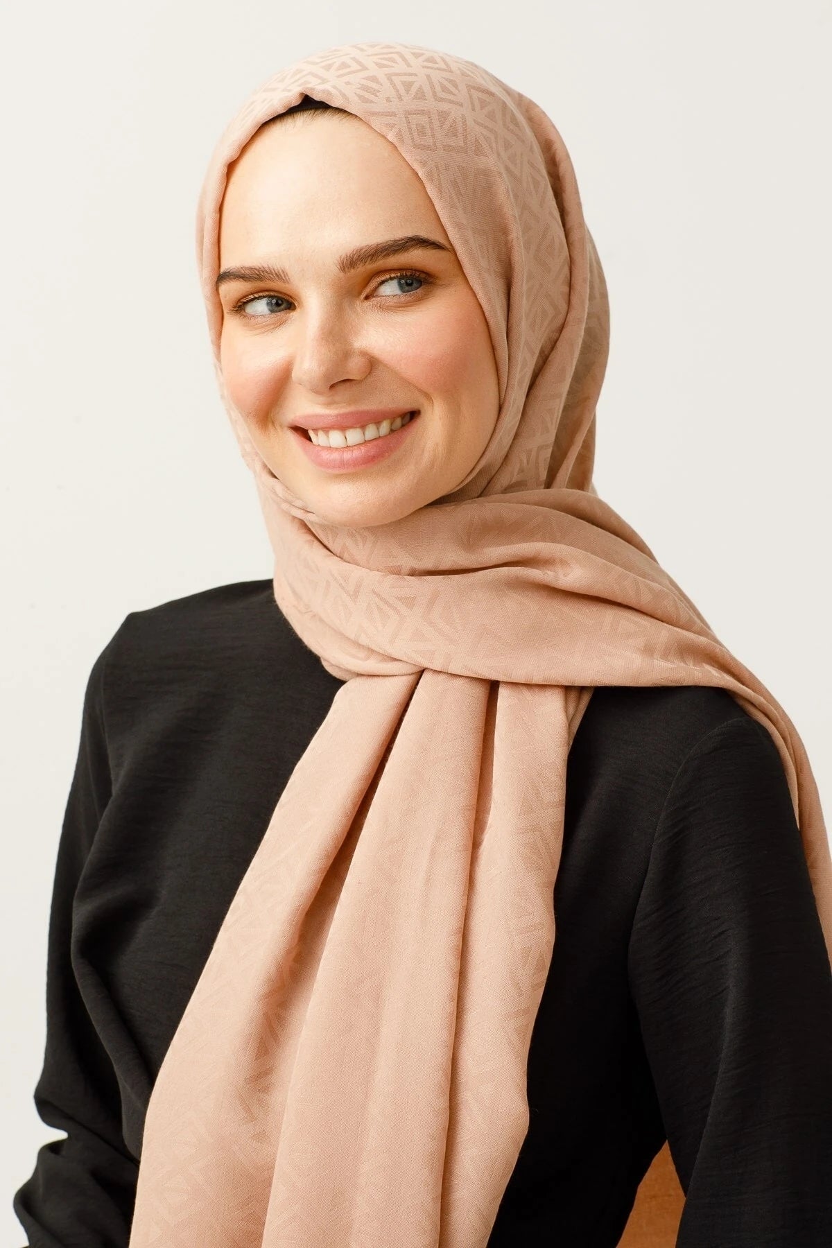 Üçgen Desen Pamuk Jakar Şal - Rose