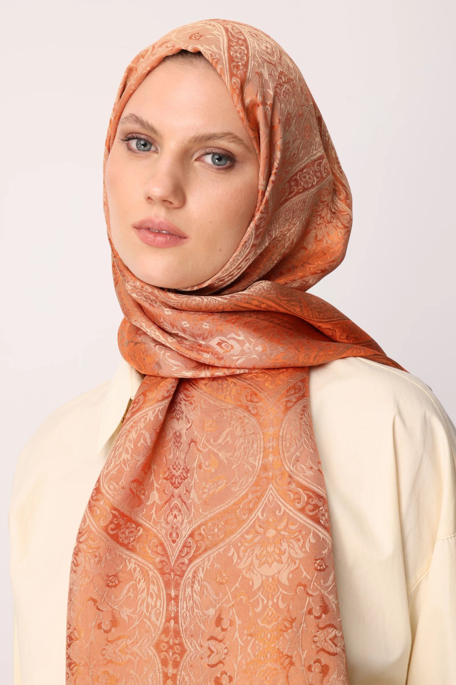 Soler Desen Shine Line Şal