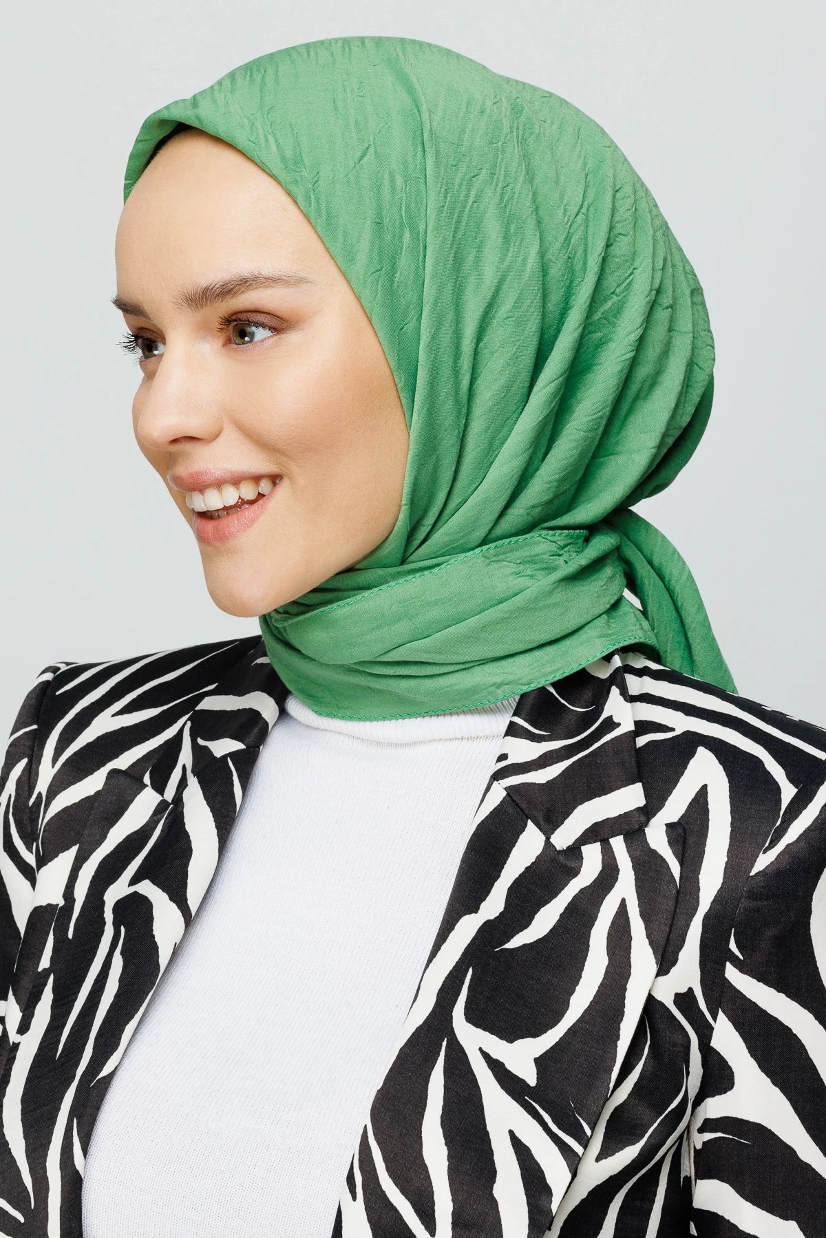 Bambu Eşarp