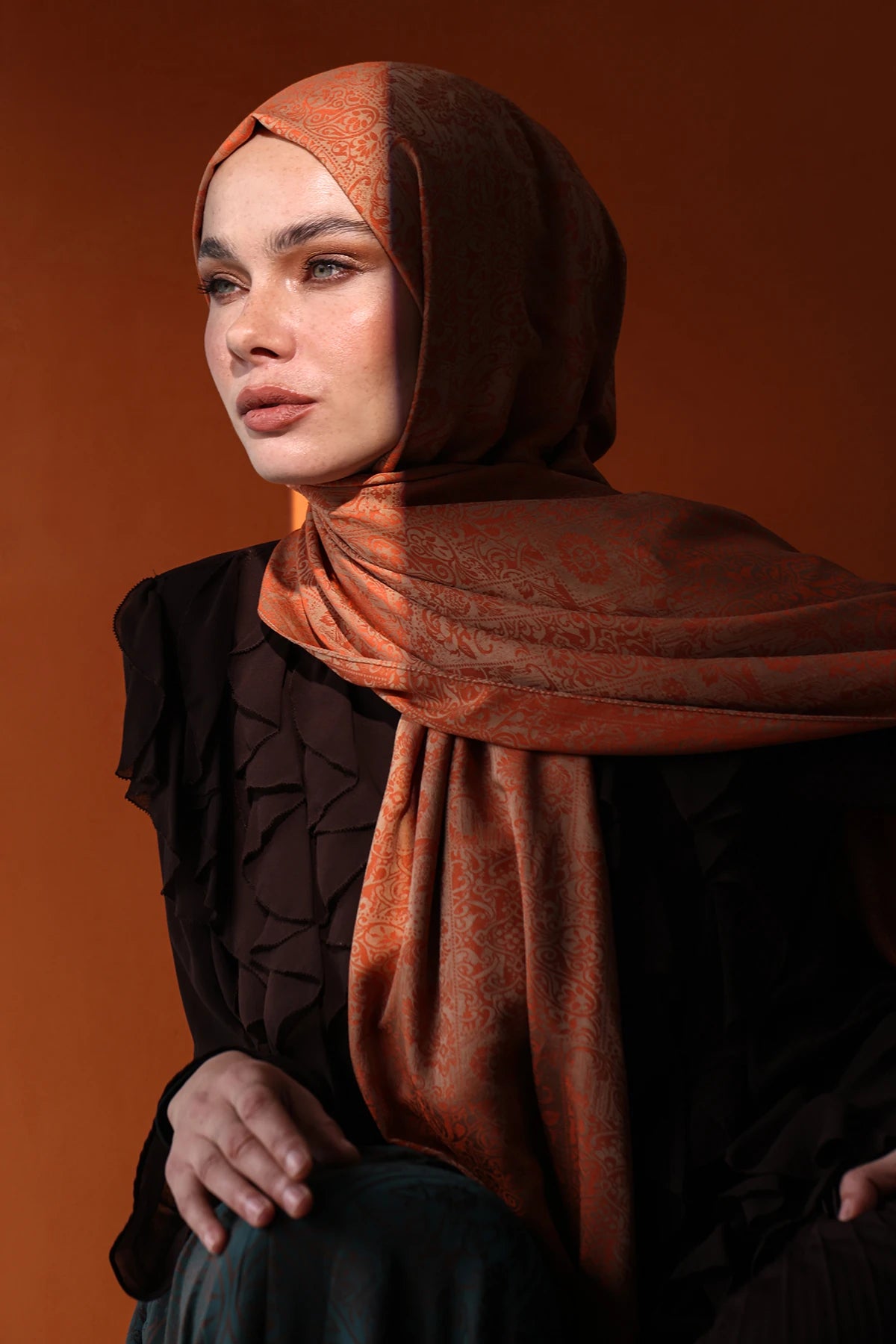 Henna Desen Çift Taraflı Şal - Tarçın-Bej