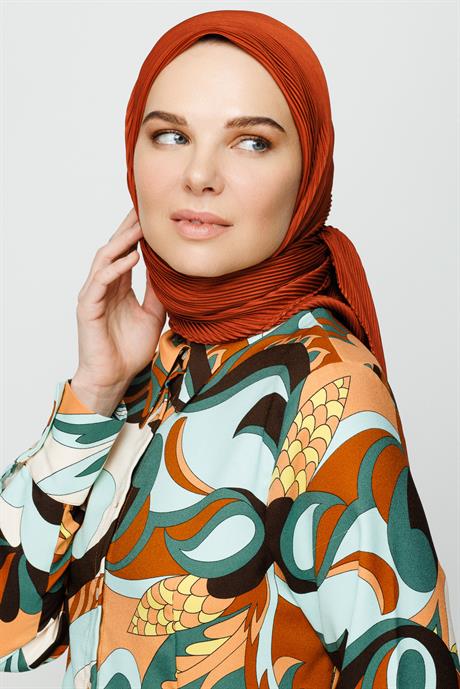 Pilise Eşarp
