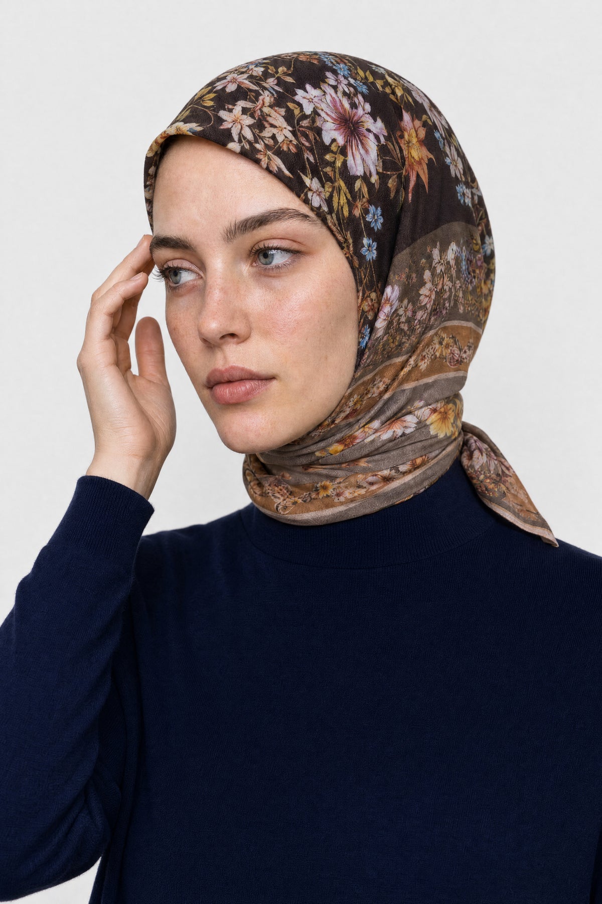 Orlienne Desen Organik Eşarp - Kahverengi